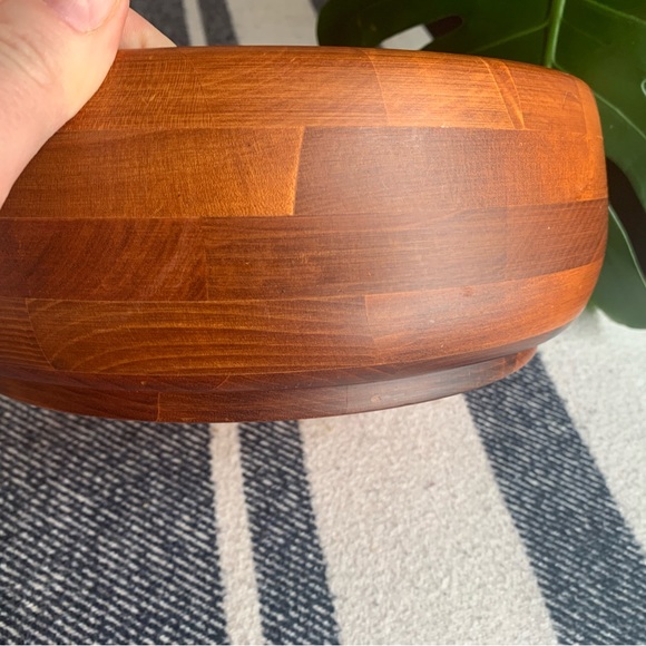 SOLD Vintage: Baribo Maid (Canada) Handmade Solid Wood Bowl - Picture 4 of 4